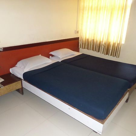 Hotel Sadanand Sangli Екстер'єр фото