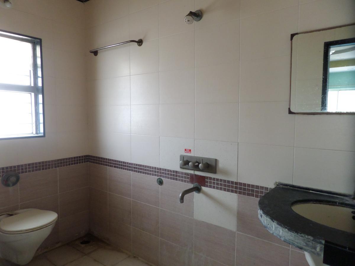 Hotel Sadanand Sangli Екстер'єр фото