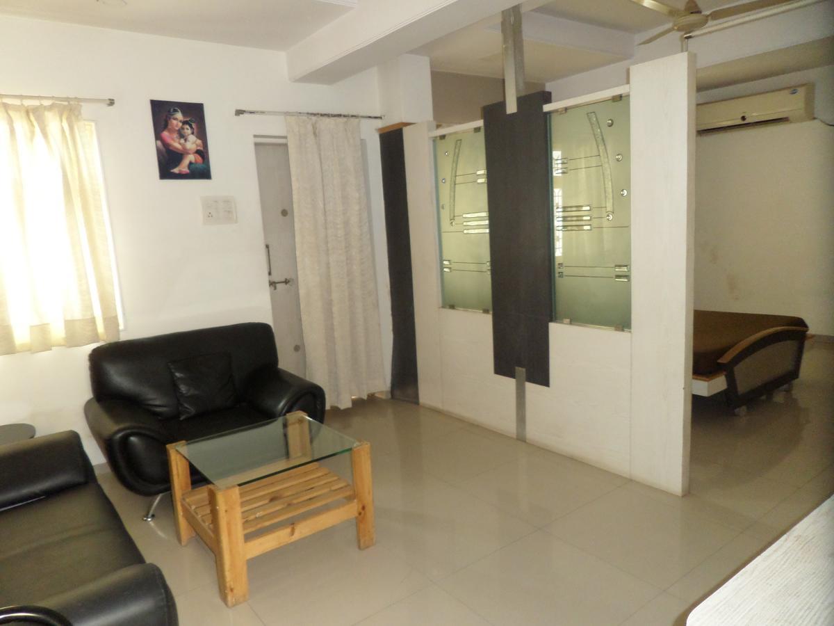 Hotel Sadanand Sangli Екстер'єр фото
