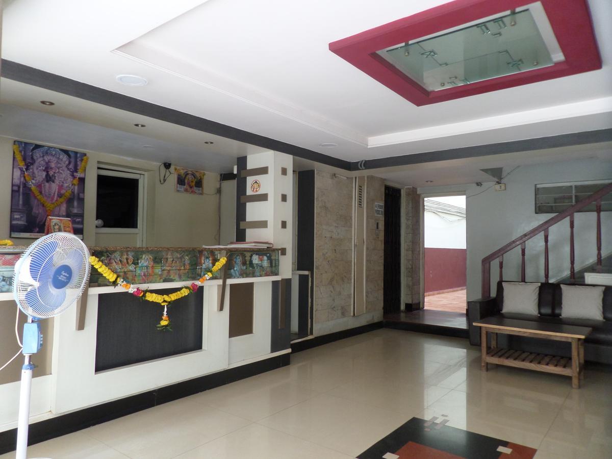 Hotel Sadanand Sangli Екстер'єр фото